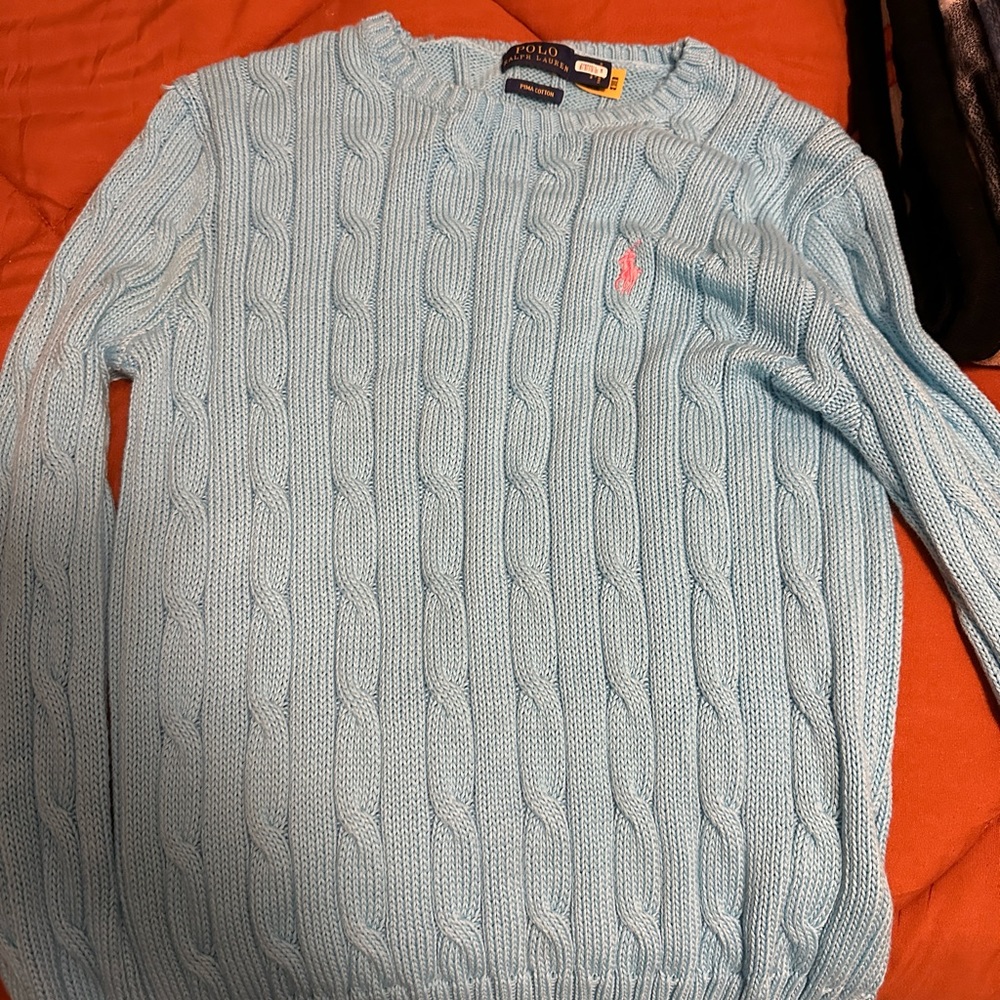 LIKE NEW WOMENS POLO SWEATER